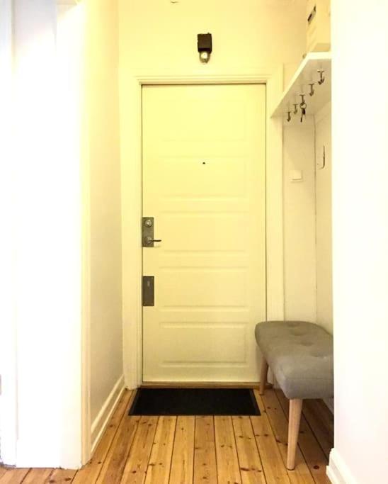 Entire Apartment Stockholm Exterior photo